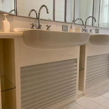 Flower Апартаменти *