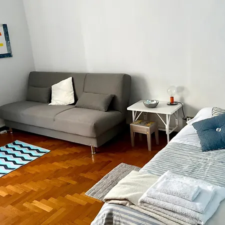 Flower Апартаменти Барі